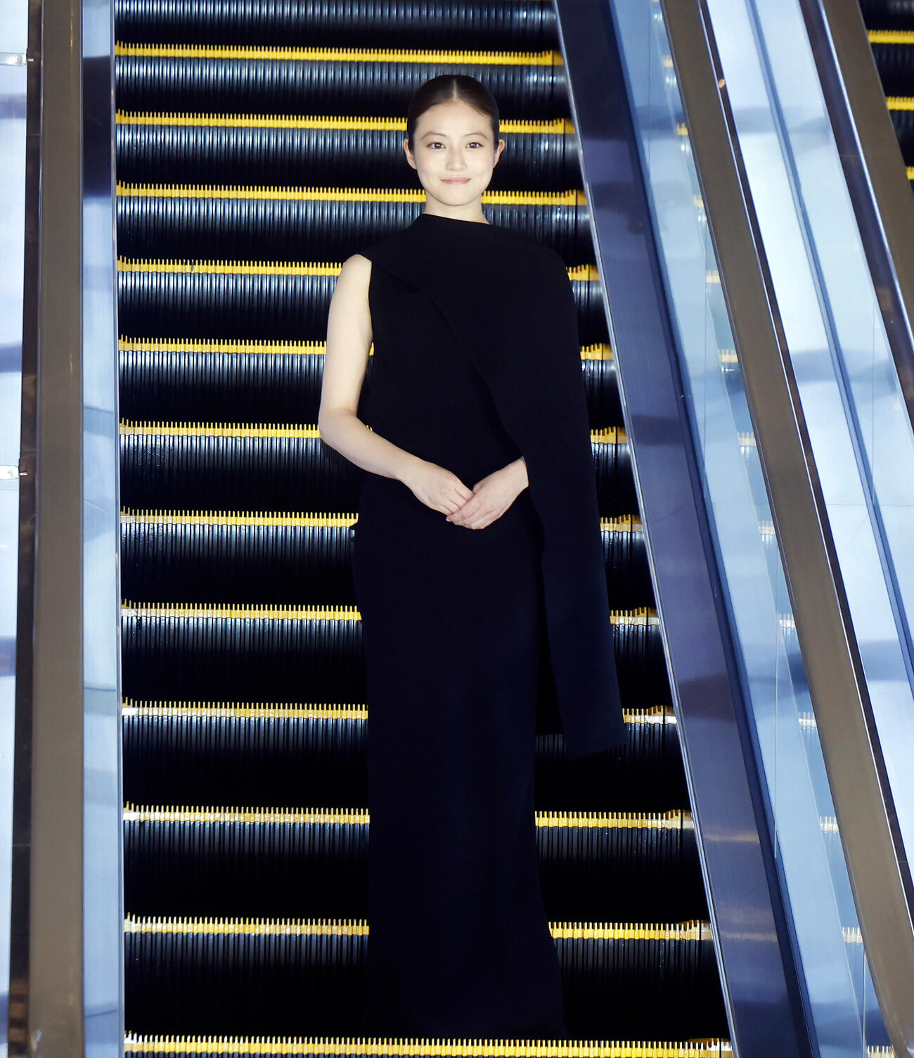 オープニングセレモニーに登壇した今田美桜（撮影・山本朝陽）