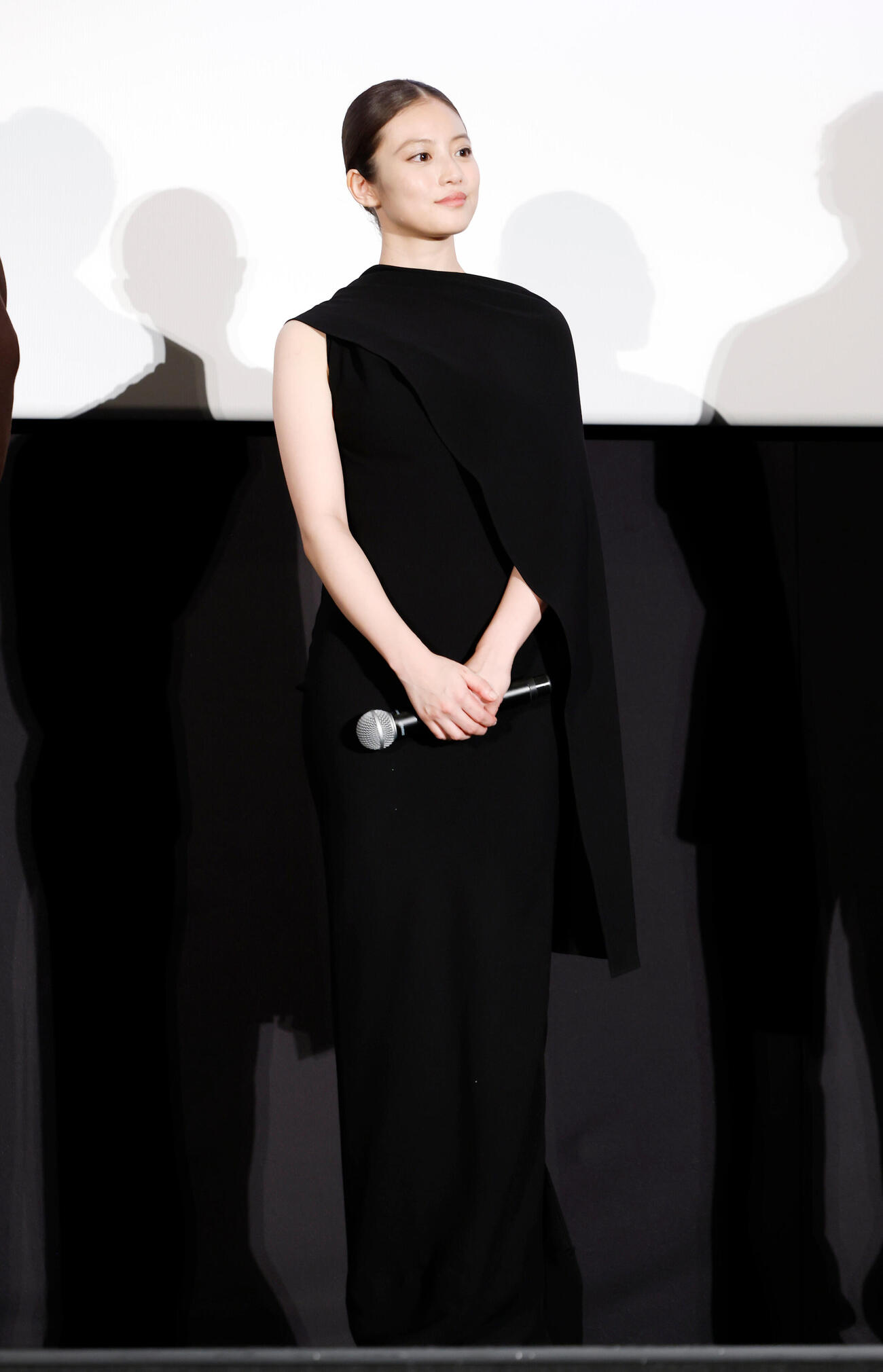 舞台あいさつに登壇した今田美桜（撮影・山本朝陽）