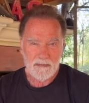 マッチョな79歳！アーノルド・シュワルツェネッガーが自身の誕生日を祝いトレーニングを公開