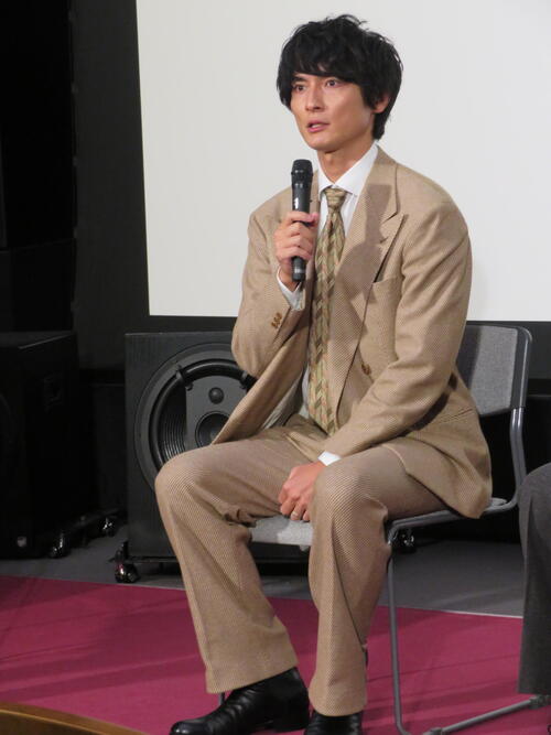 高良健吾「手塚治虫の戦争」で手塚治虫さんと見まごうばかりの役作り…元アシスタントに指導受ける