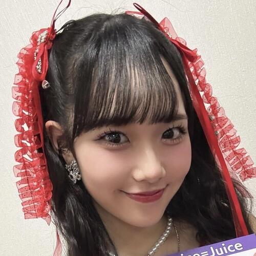 Juice=Juice入江里咲、愛犬ココとの２ショットにファンはメロメロ「笑顔100万点」