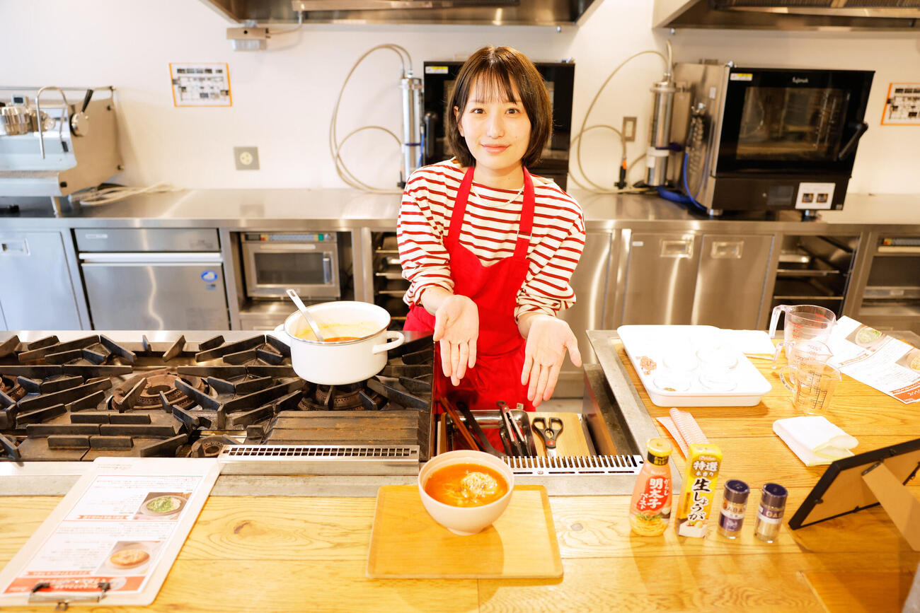 人気料理家の長谷川あかり