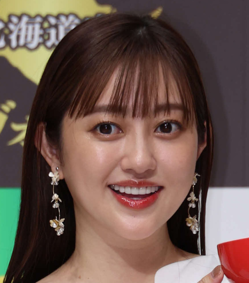 菊地亜美（2024年10月撮影）