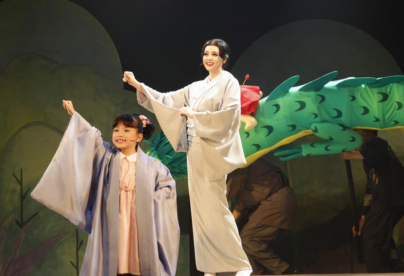 初日を迎えた舞台「まんが日本昔ばなし劇場」