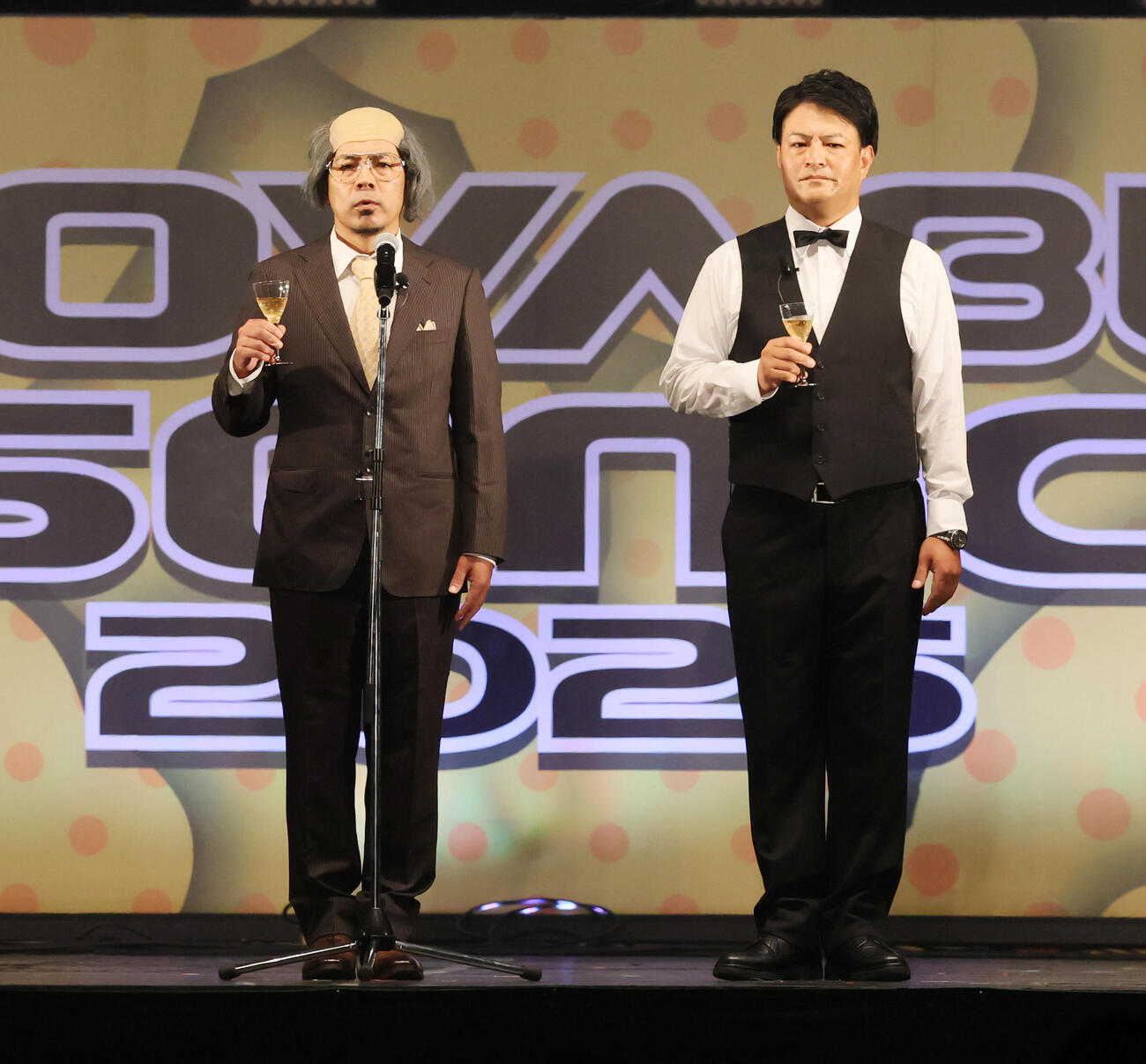 天竺鼠の川原克己（左）と瀬下豊（2025年9月撮影）