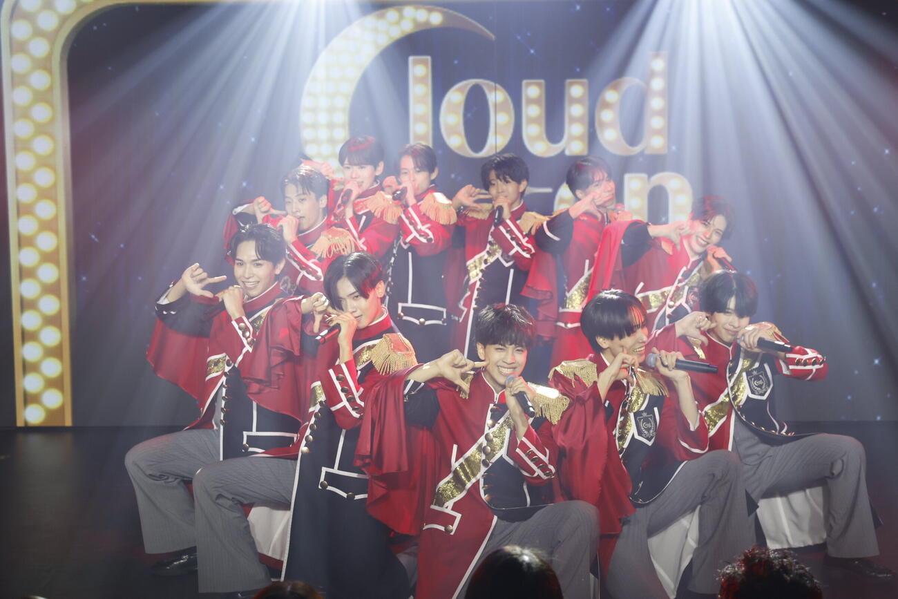 シアターデビューを果たしたCloud ten3組目