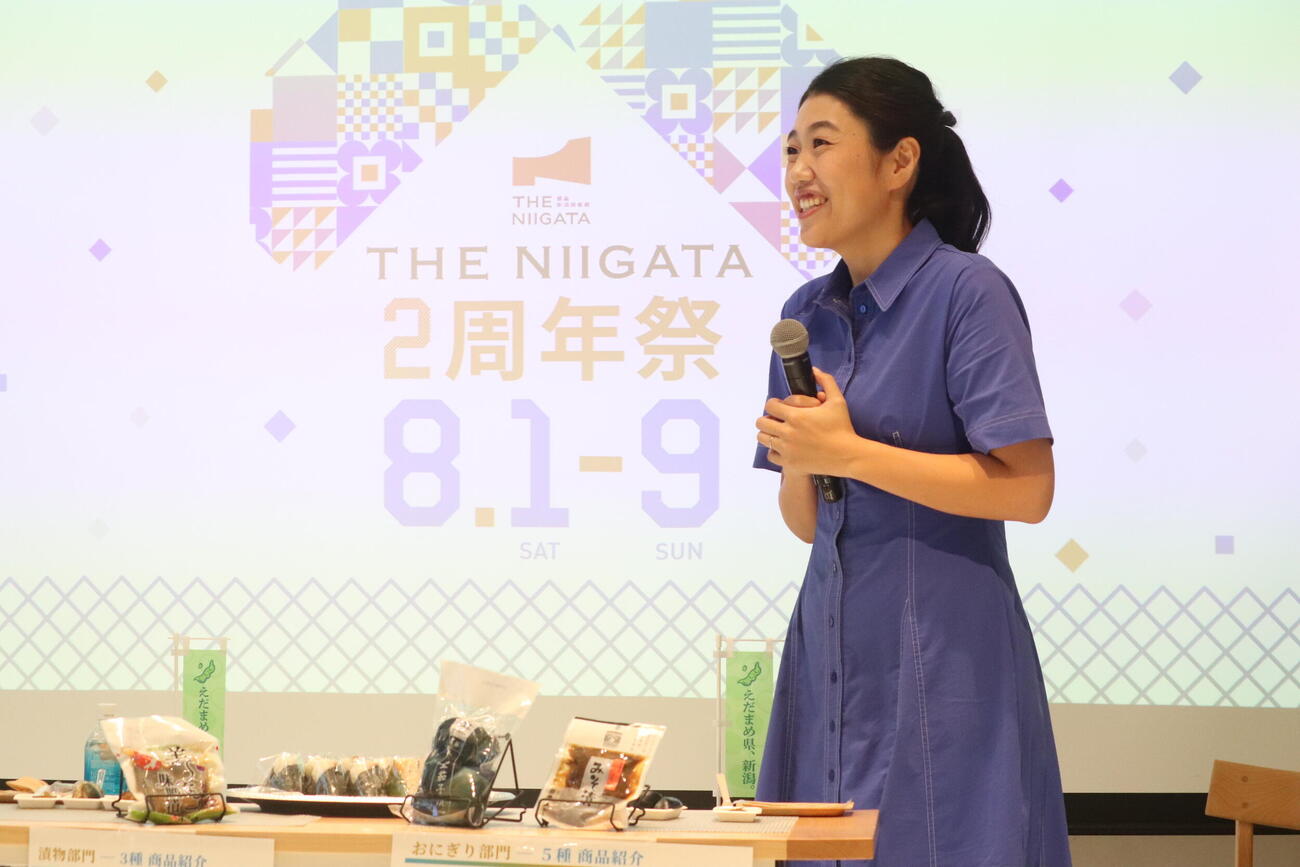 「銀座・新潟情報館　THE NIIGATA」2周年祭トークイベントに出席した横澤夏子＃2026年8月6日、東京・新潟情報館、撮影・加藤理沙

