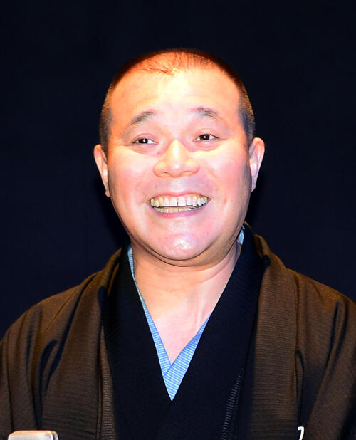 58歳落語家が手術終了を報告「脳下垂体が…今回は横に脳を圧迫している」６月に明かしていた