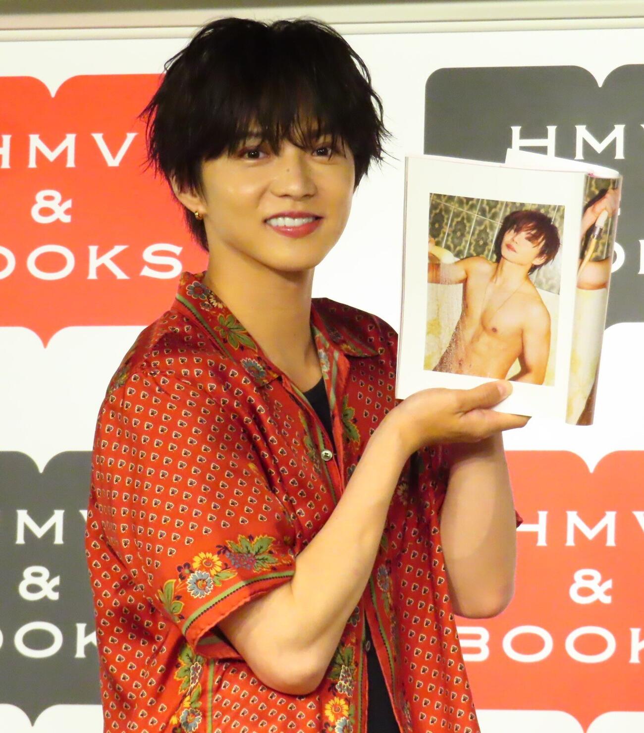 写真集「In Motion」発売記念イベントを開催した佐藤大樹