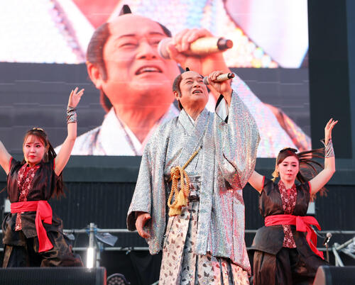 2026神宮外苑花火大会 圧巻のステージを披露した松平健(撮影・浅見桂子)