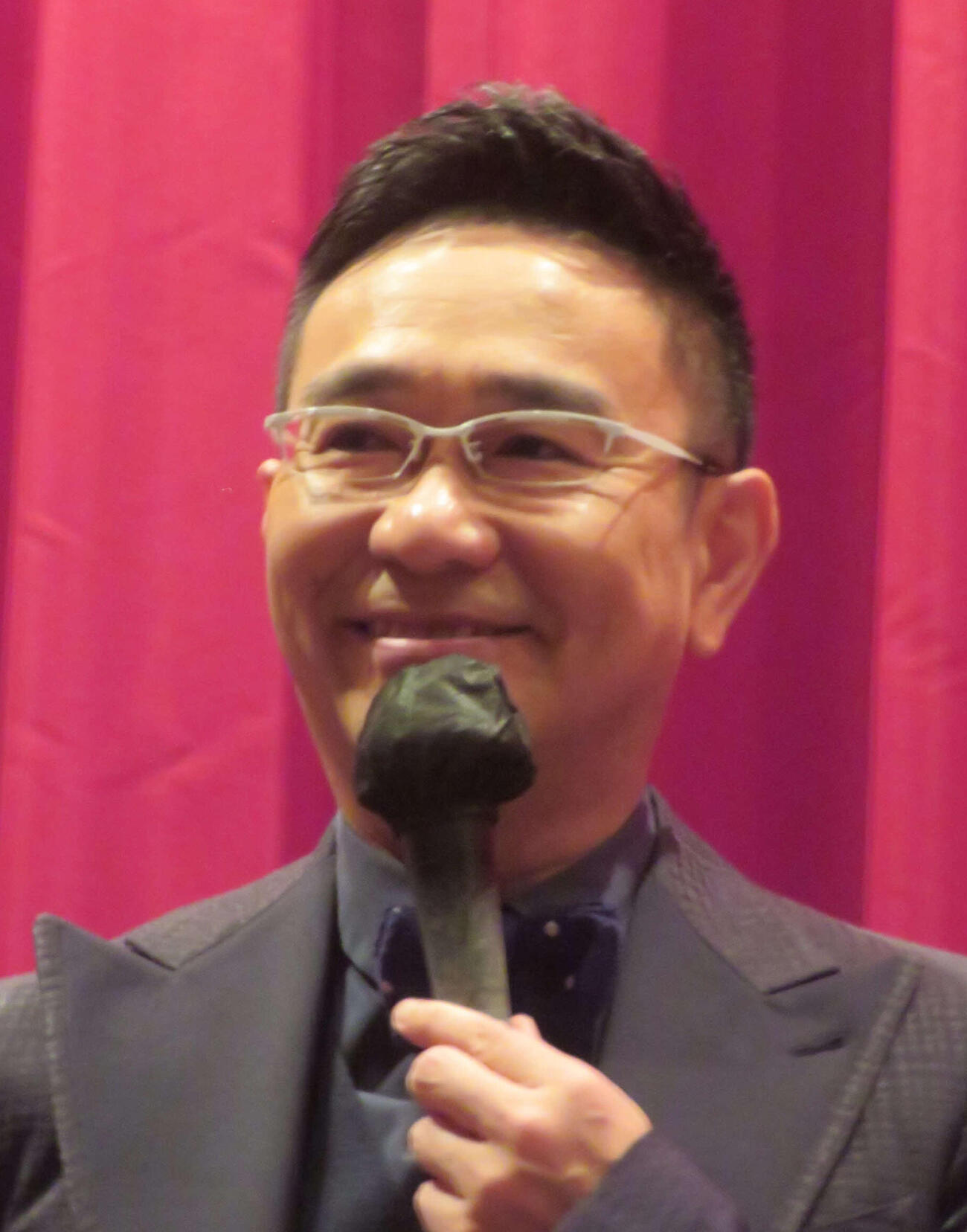 八嶋智人（2025年5月撮影）