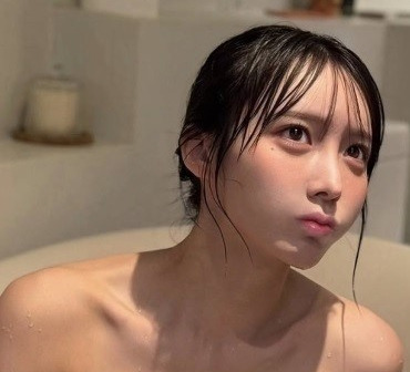 七海りおのインスタグラムから