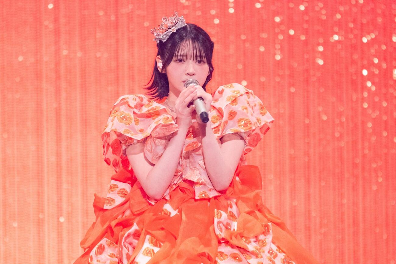 「NHK夏の音楽祭　うたであえたら　2026」に出演したFRUITS ZIPPERの鎮西寿々歌