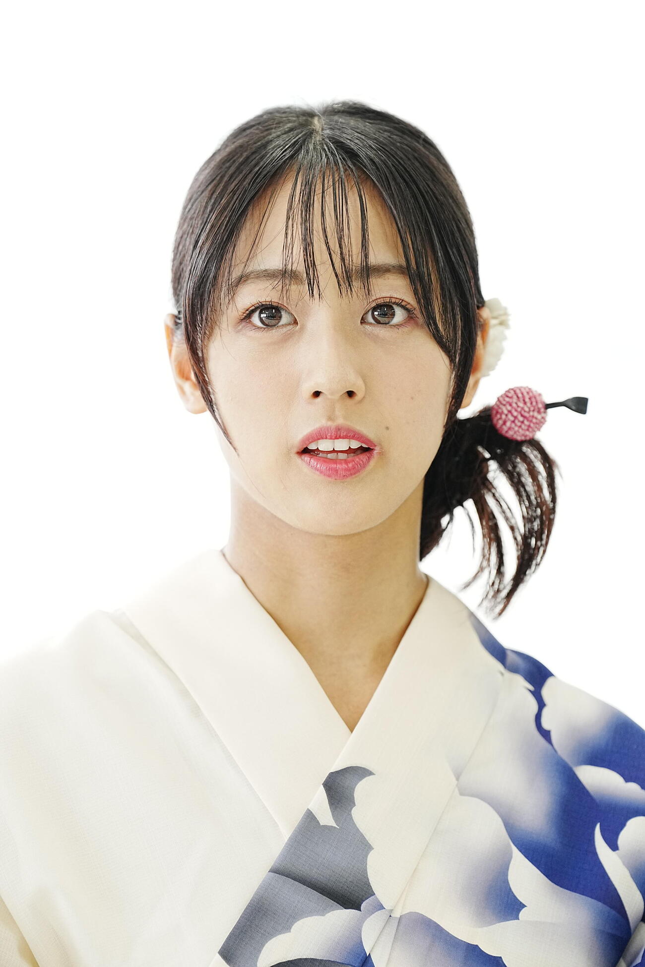 二十歳を迎えインタビューに臨む宮下結衣（撮影・小沢裕）