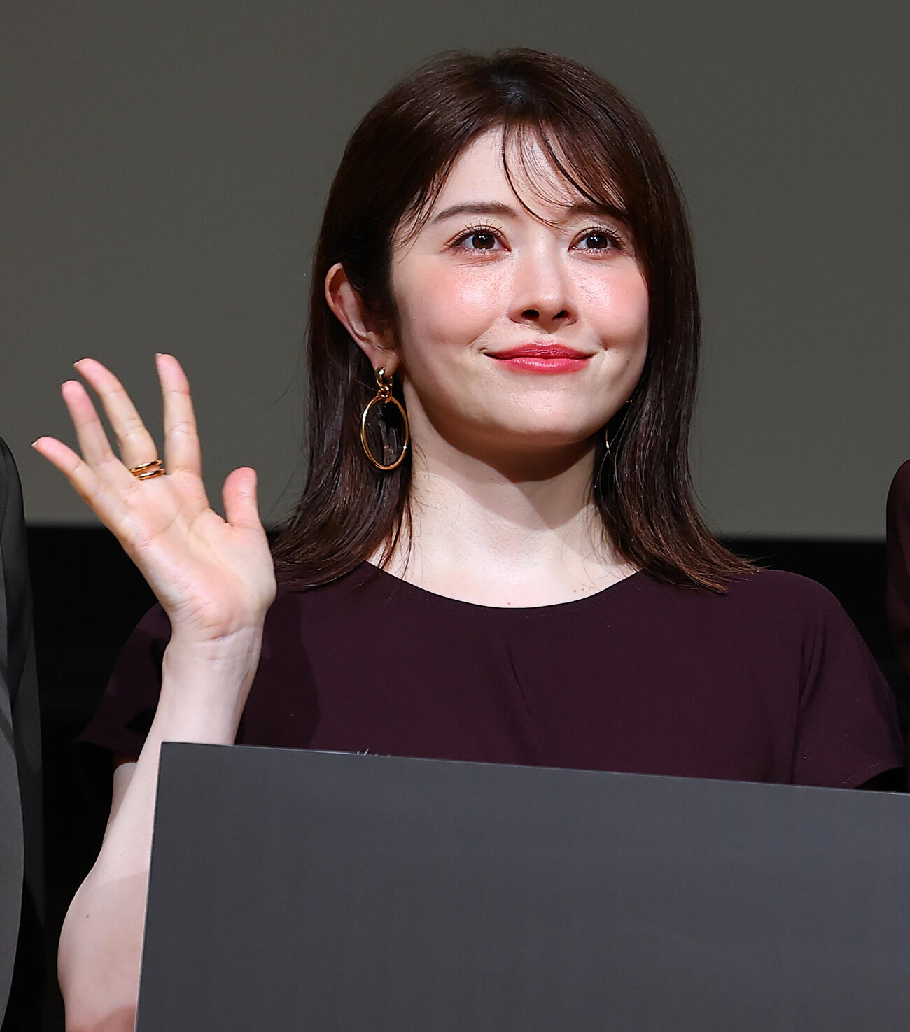 宮澤エマ（2026年7月撮影）