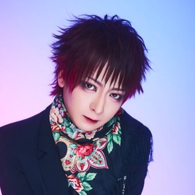 「HERO」のボーカルJINこと高橋尽のXから