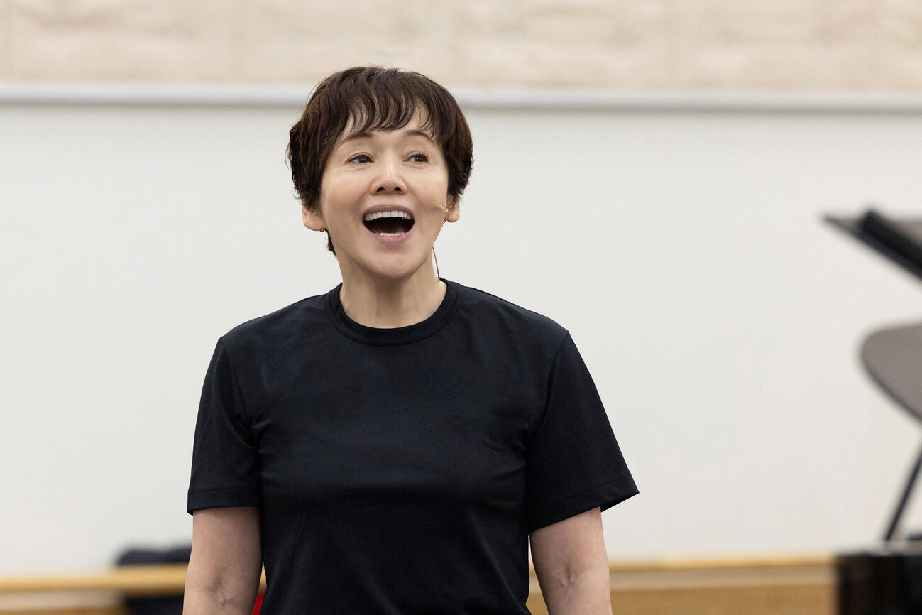 大竹しのぶLIVE×ACT「NA・NI・MO・NO」のけいこ風景を公開した大竹しのぶ（加藤孝氏撮影）