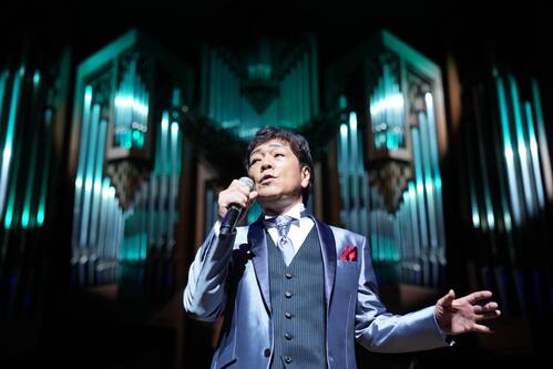 56年目野口五郎「歌っていられること感謝」娘の文音やN響と共演　西城秀樹さん歌声合わせ熱唱も