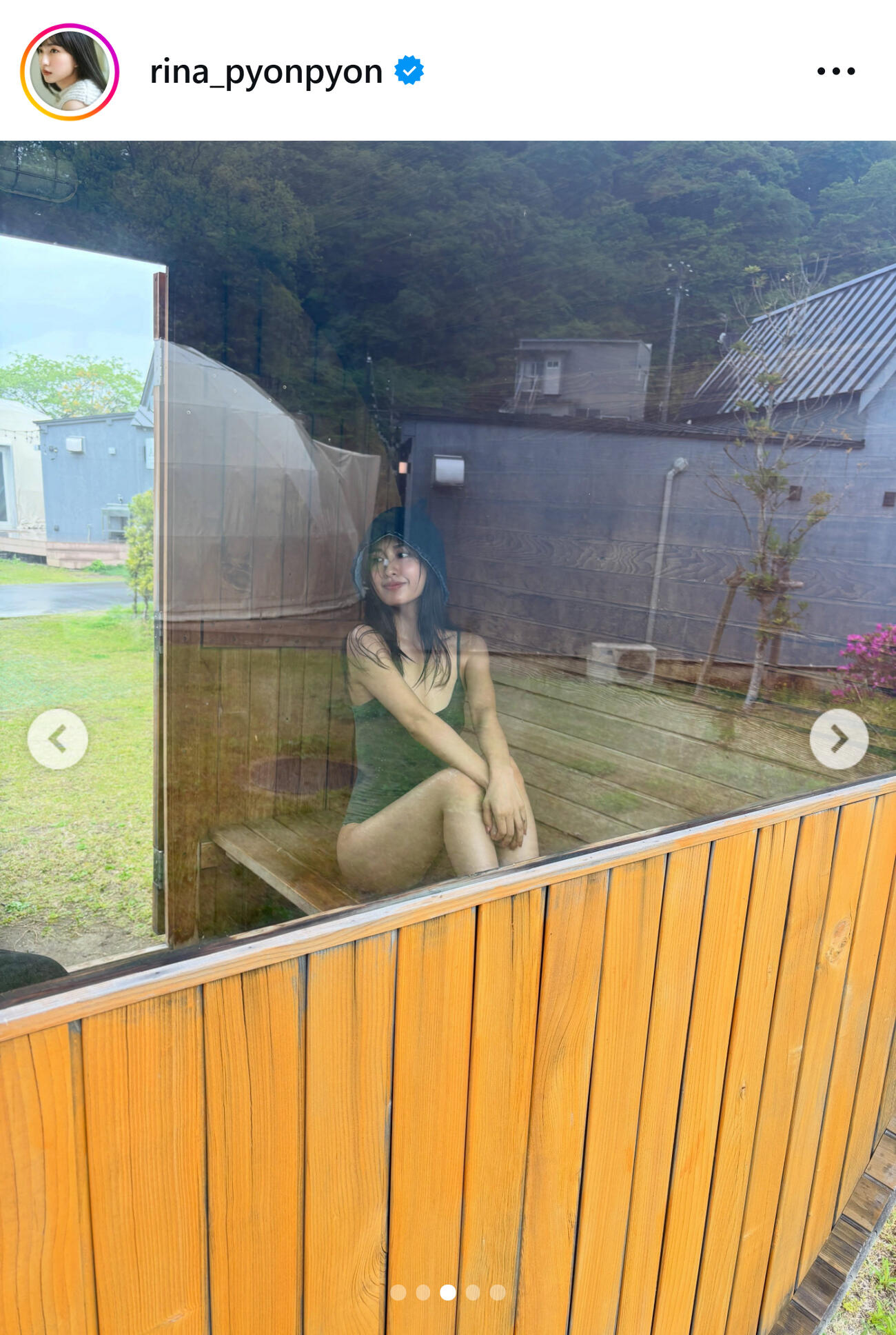 斉藤里奈のインスタグラムから