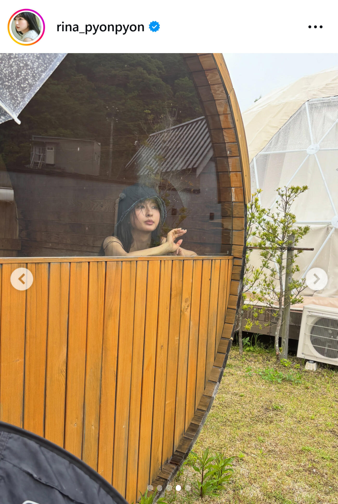 サウナを満喫する斉藤里奈（斉藤里奈のインスタグラムから）