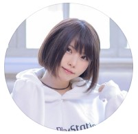 えなこのインスタグラムから