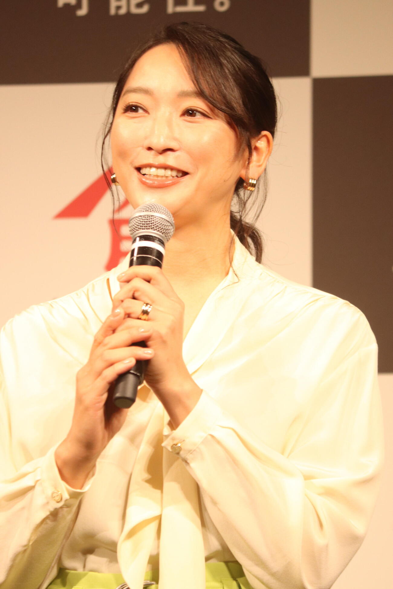 かどや製油ブランドリニューアル＆新商品発表会に出席した杏