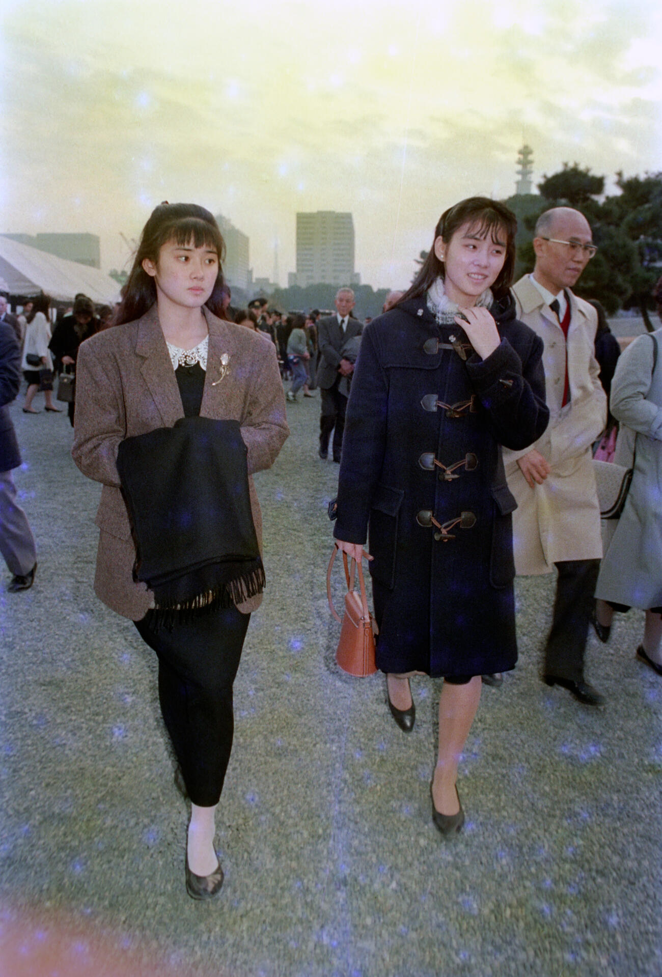 89年の石田ゆり子（右）、ひかり姉妹