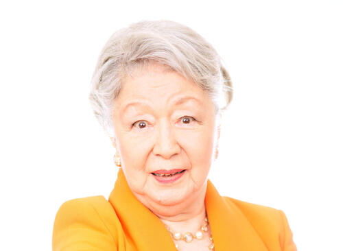 草笛光子「芸能界で唯一のお友達」岸惠子さん追悼「高校の１つ先輩」「いつも本を抱え…」