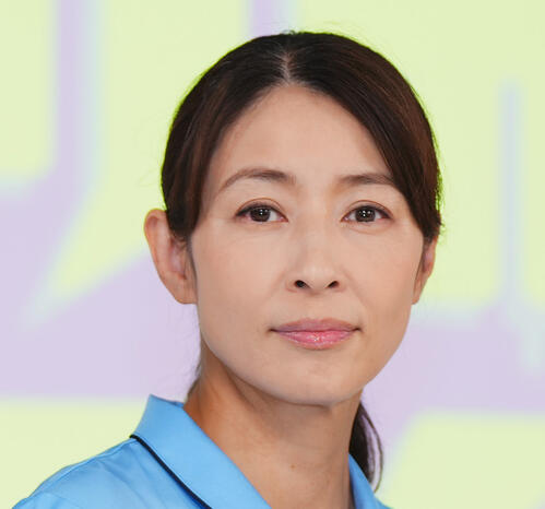 水野美紀「じっとしてりゃ美人なのに。やめなさいよ」“似てる”と話題の人気女優に痛烈切り返し