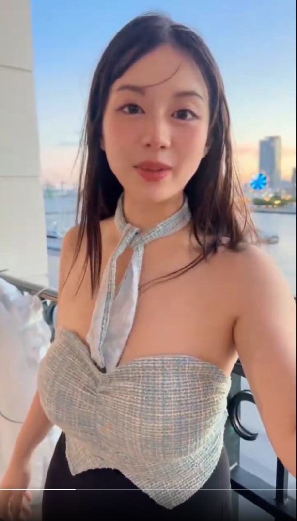 綾瀬りえのXから