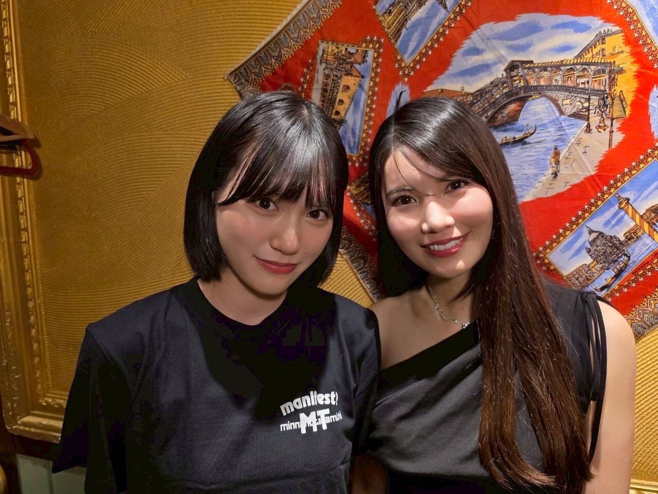 柳堀花怜（左）と倉持明日香