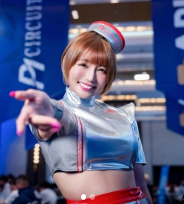 CYBERJAPAN DANCERSのENAのインスタグラムから