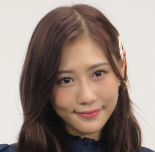 二児のママ西野未姫、美脚すらりのミニスカ私服姿に「二児の母と思えない」「高校生に見える」