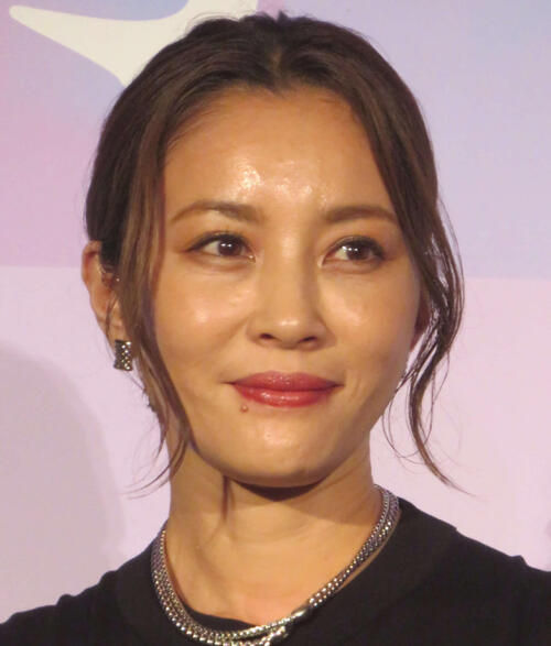 瀬戸朝香「第一腰椎骨折」は保存療法が基本で全治３～６カ月、背骨の中でも特に折れやすい部位