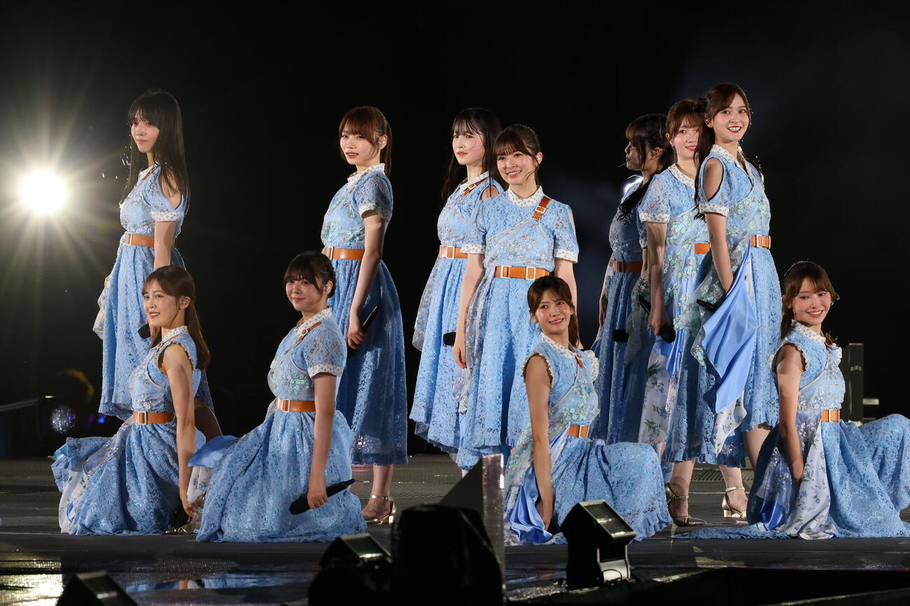 「真夏の全国ツアー2026」千秋楽公演を行った乃木坂46（C）乃木坂46LLC