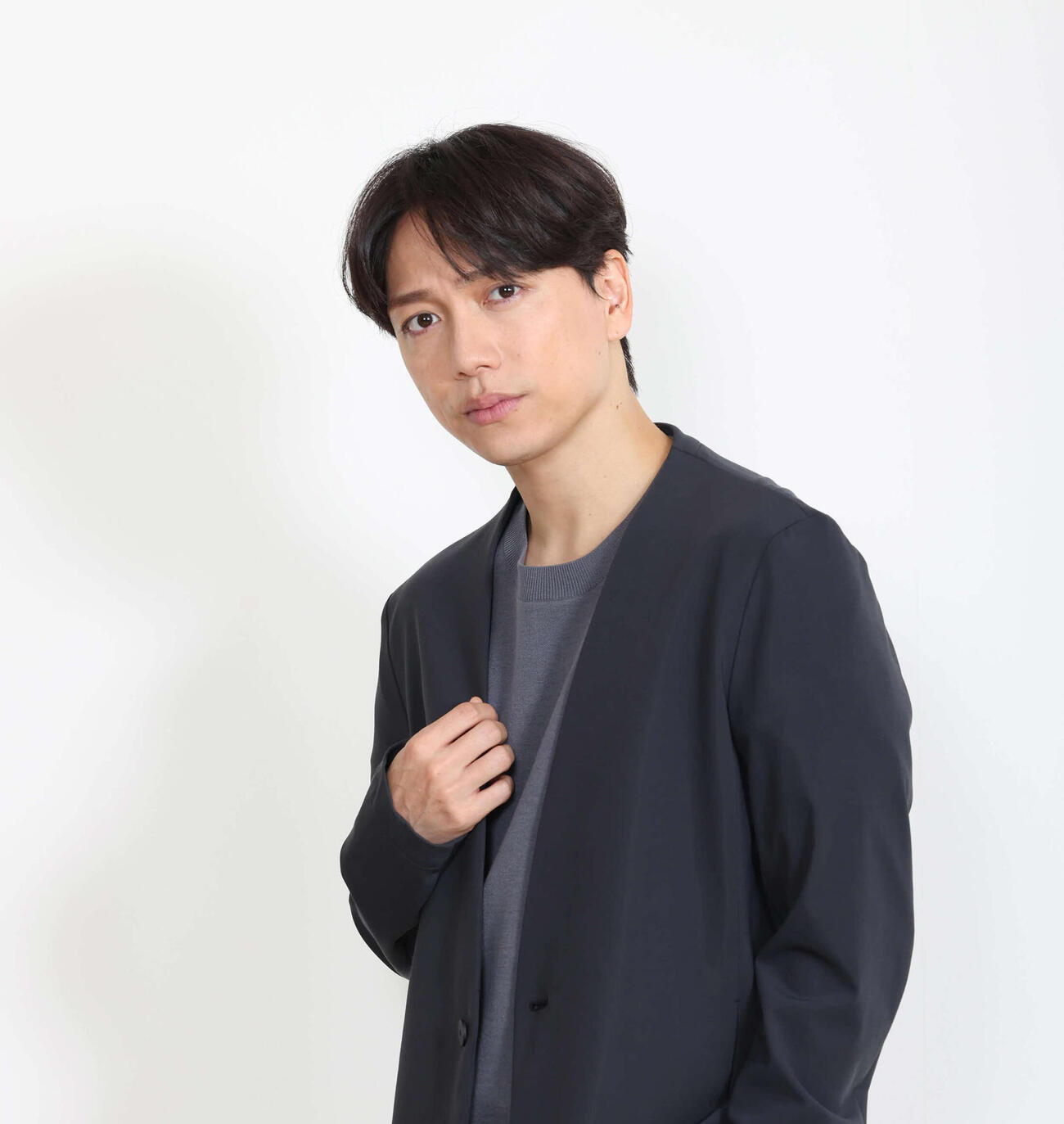 山崎育三郎（2023年12月撮影）
