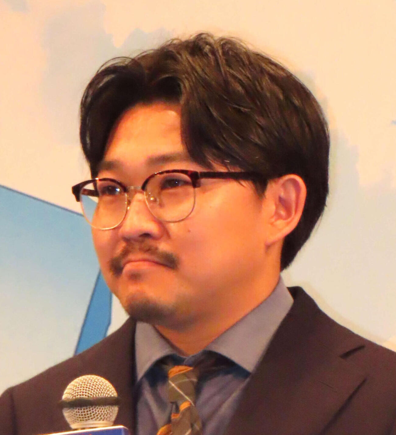 オズワルド伊藤俊介（2024年7月撮影）