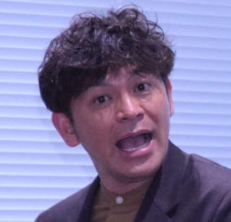 ますだおかだ岡田圭右（2025年2月撮影）