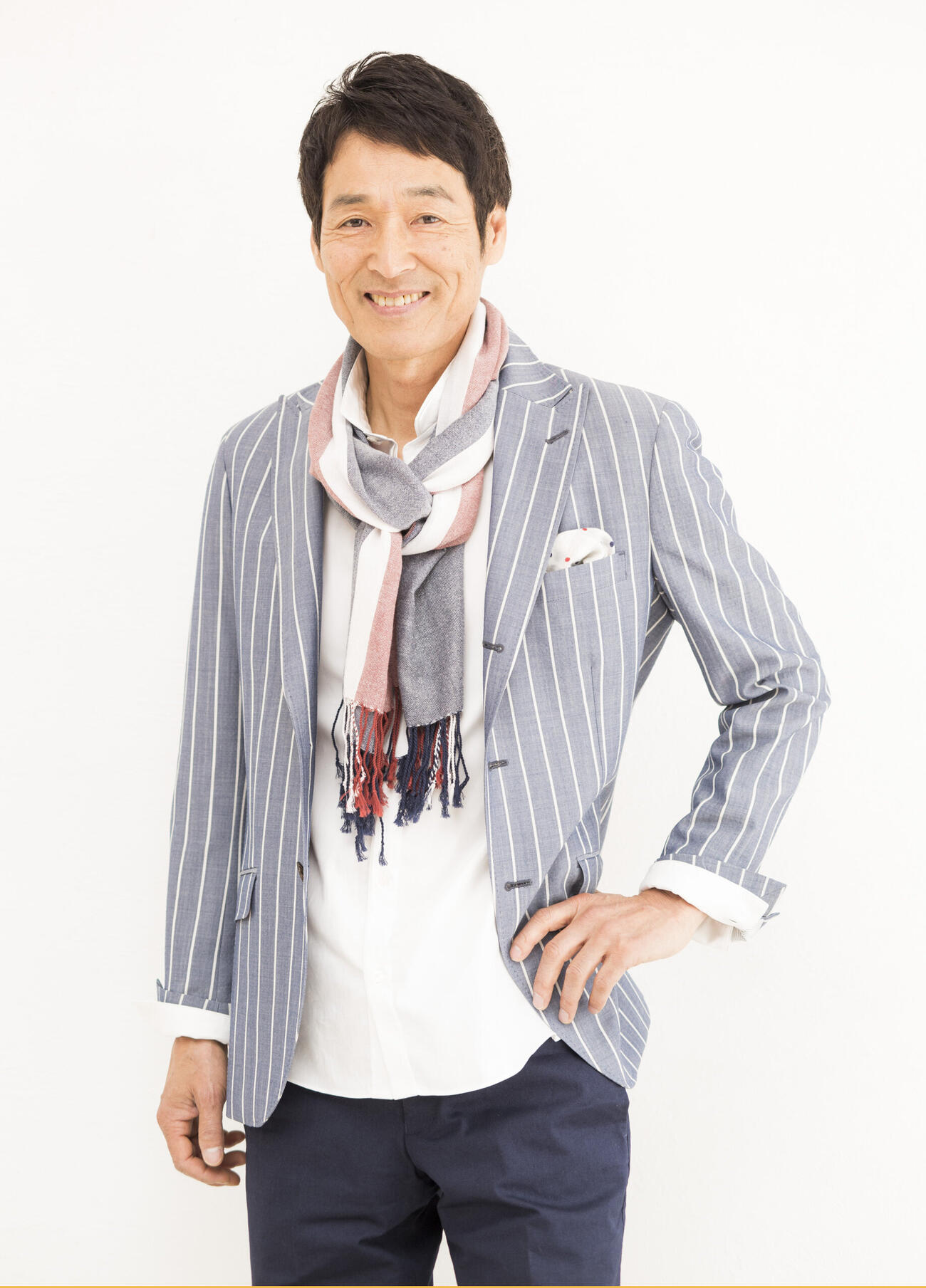 浜圭介さんの作曲家生活60周年記念コンサートで歌唱する高山巌