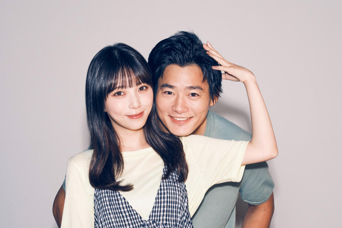 「溺愛カレシの作り方～セから本命になる女の子の話～」に出演する与田祐希（左）と野村周平（右）Ⓒ「溺愛カレシの作り方」製作委員会