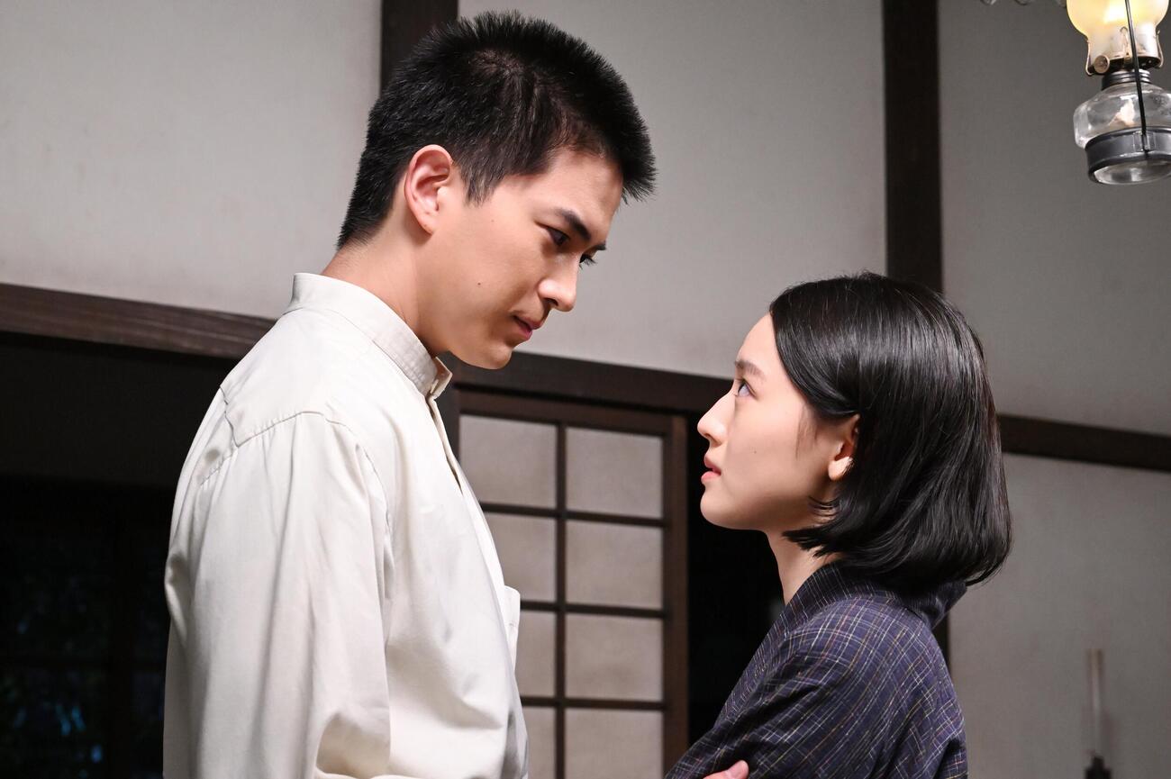「風、薫る」で夫婦役を演じる甲斐翔真（左）と上坂樹里