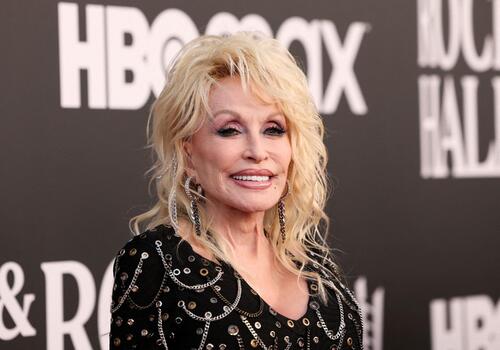 米カントリー歌手ドリー・パートンさん死去、80歳　がんセンター入院４日後…トランプ氏も追悼