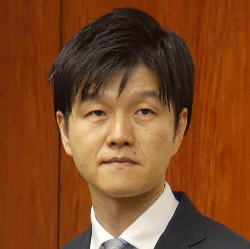 鈴木憲和農相（2025年10月撮影）