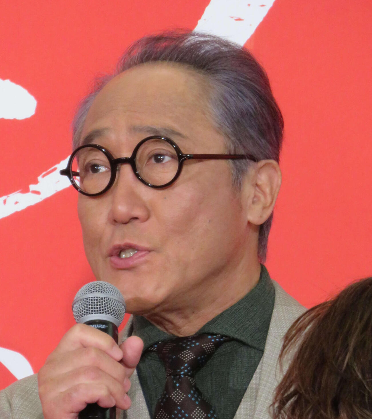 佐野史郎（2025年4月撮影）