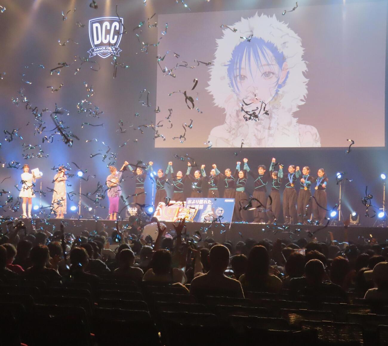 「DANCE CLUB CHAMPIONSHIP」（DCC、第14回全国高等学校ダンス部選手権）で優勝した目黒日大高等学校