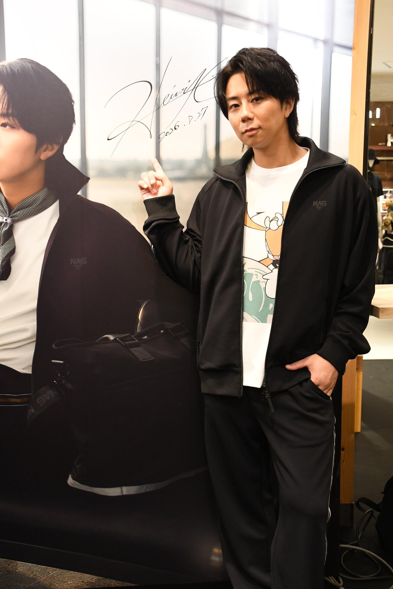 ブランドアンバサダーを務める「newart GINZA【NAG】」のポップアップストアを訪れた北山宏光（撮影・阪口孝志）