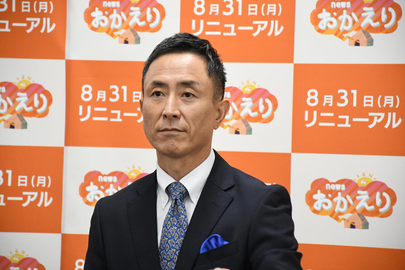「newsおかえり」のリニューアル会見に出席したABCテレビの岩本計介アナ（撮影・阪口孝志）