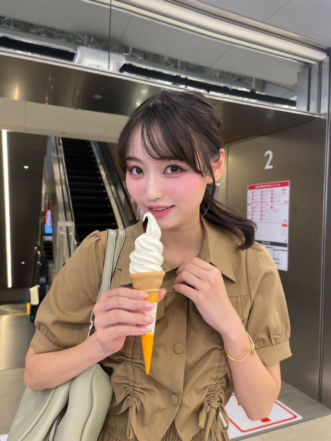 安井南のXから