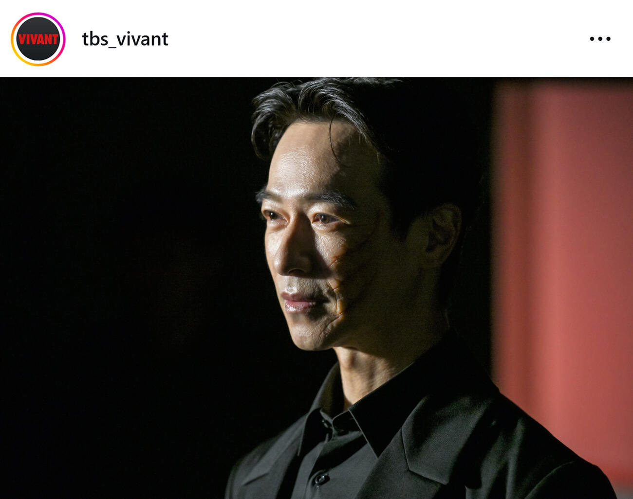堺雅人の3役目（VIVANTの公式インスタグラムから）