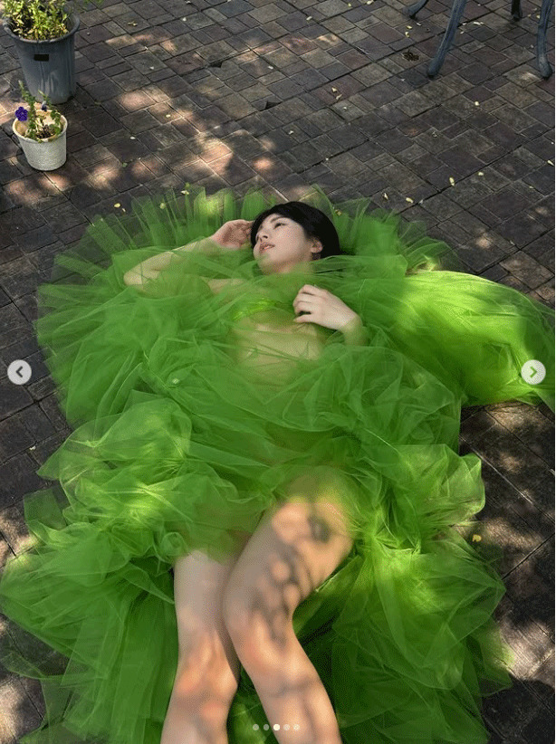 ちとせよしののインスタグラムから